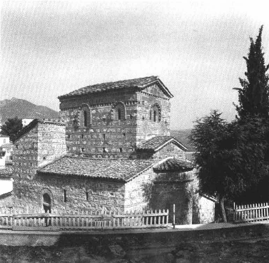 Рис. 17-6. Церковь св. Стефана, Костур (Кастория, Греция). (ЧИЛ4)